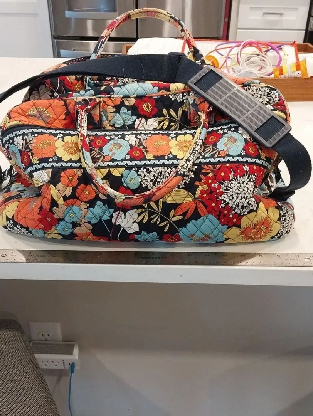 Vera Bradley Black Multi Floral Quilted Travel Weekender...EUC